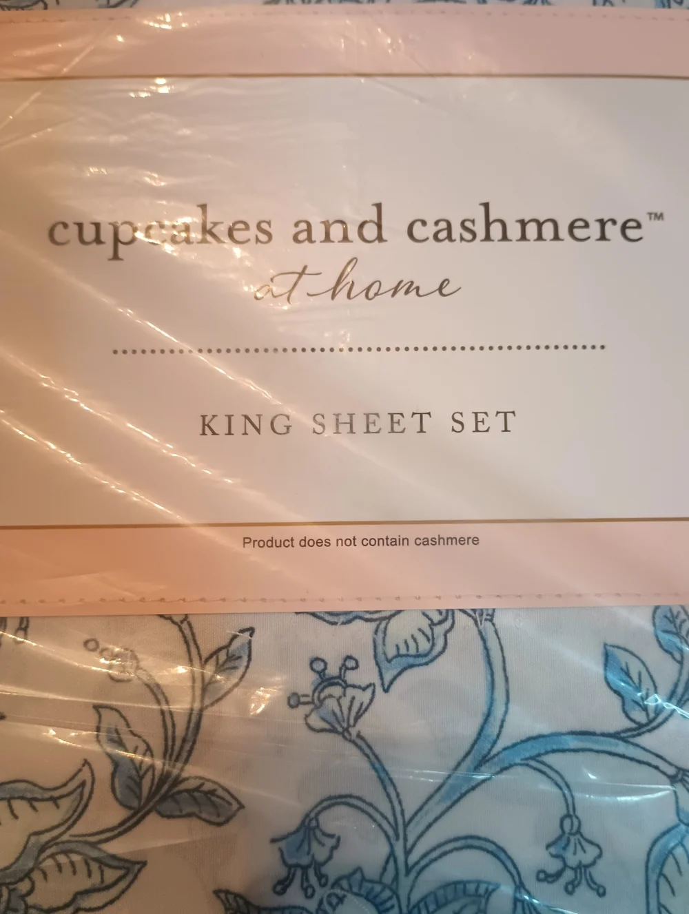 Cupcakes and Cashmere At Home Sheet Set Blue Floral on White King